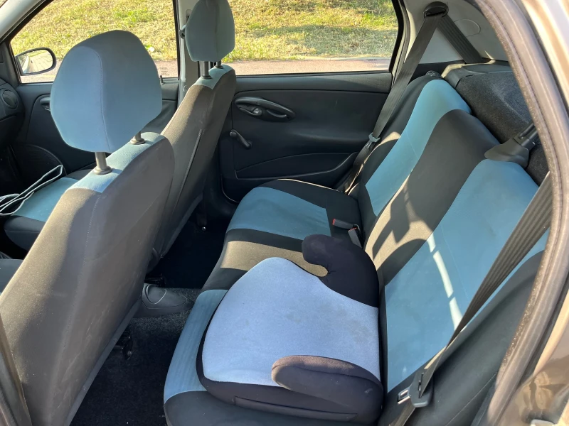 Fiat Punto 1.4, снимка 4 - Автомобили и джипове - 51943276