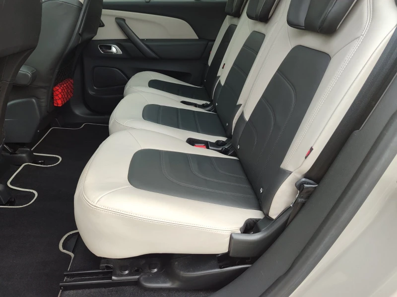 Citroen C4 Grand C4 Spacetourer  Shine 1.5 Diesel (130hp) AT8, снимка 12 - Автомобили и джипове - 52400803