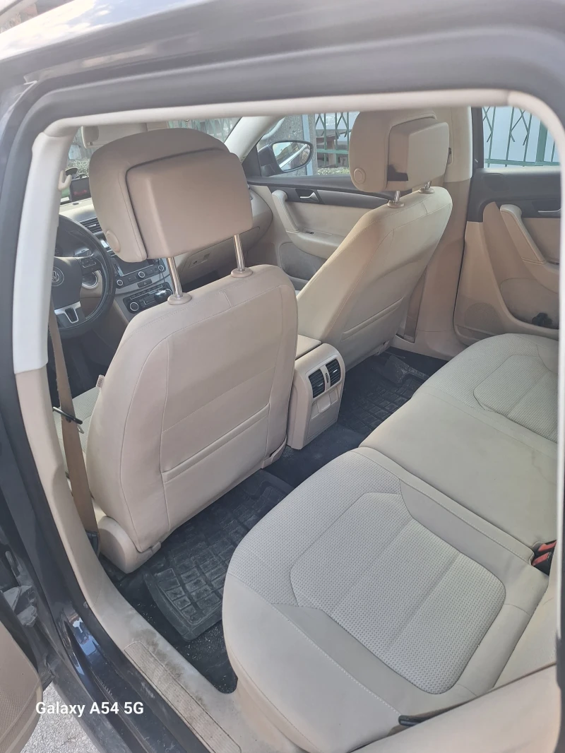 VW Passat, снимка 2 - Автомобили и джипове - 52672836