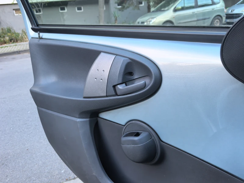 Toyota Aygo, снимка 11 - Автомобили и джипове - 52696907