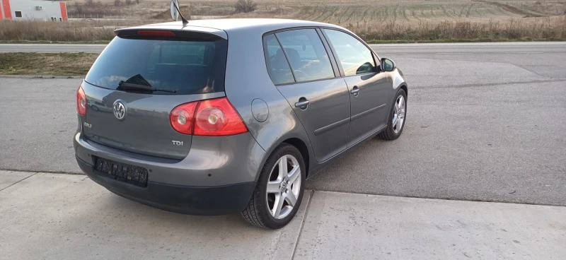 VW Golf 1.9  TDI GT SPORT, снимка 5 - Автомобили и джипове - 52833330