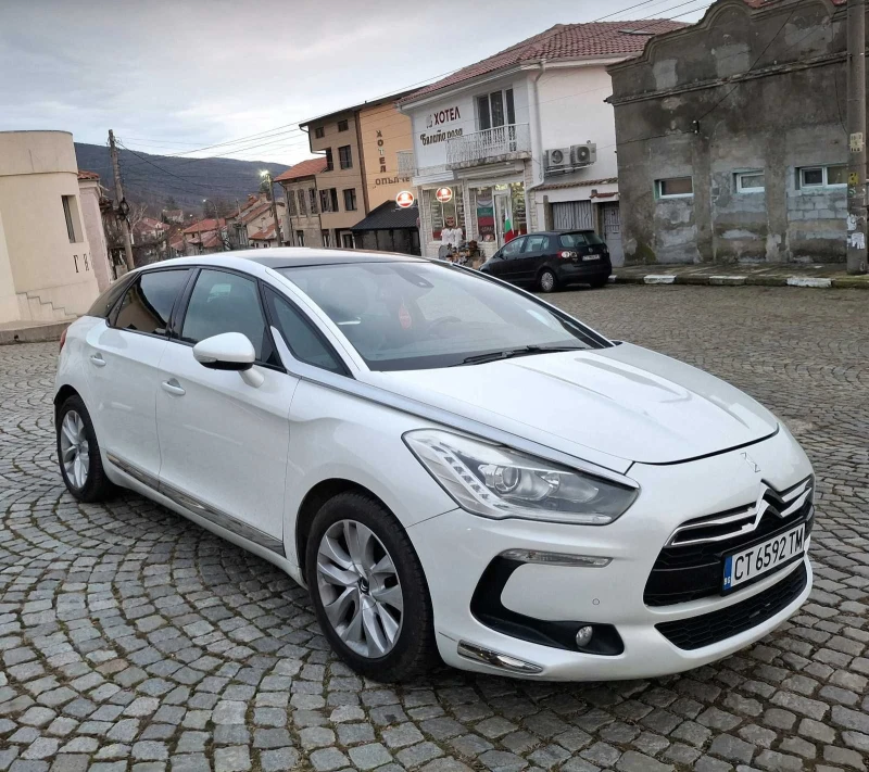 Citroen DS5 2.0 Hdi 163k.s , снимка 2 - Автомобили и джипове - 53001151