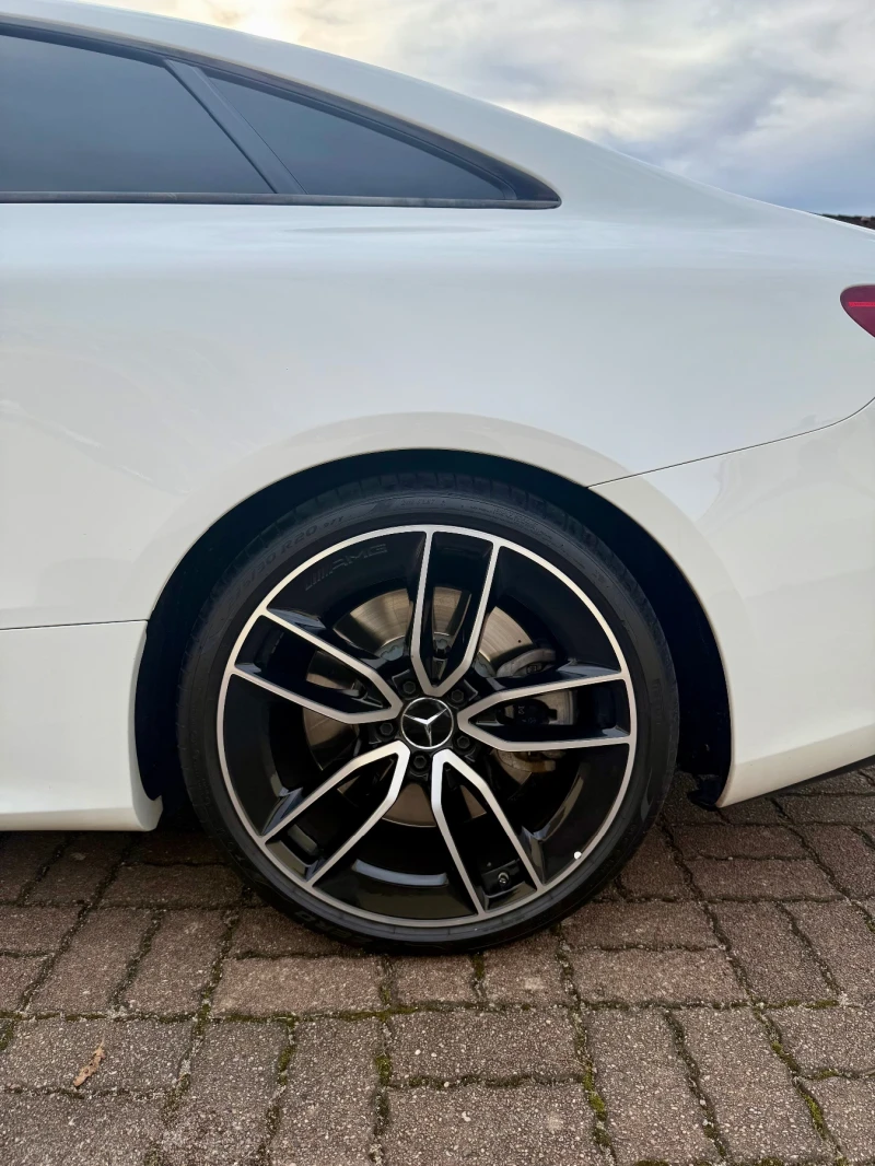 Mercedes-Benz E 53 AMG 4MATIC+ , снимка 11 - Автомобили и джипове - 53112811