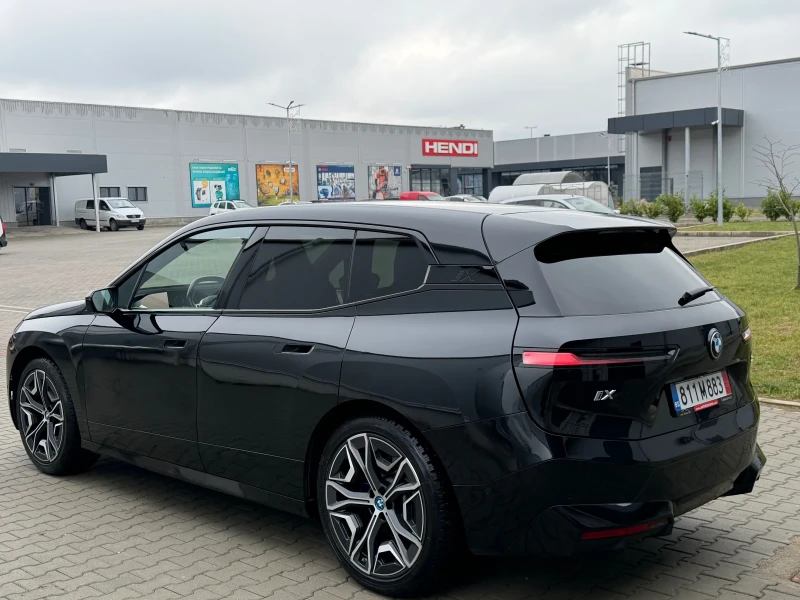 BMW iX xDrive 40 Laser, снимка 6 - Автомобили и джипове - 53305416