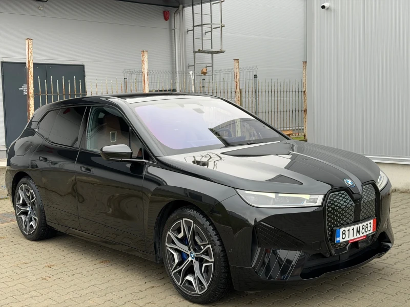 BMW iX xDrive 40 Laser, снимка 3 - Автомобили и джипове - 53305416