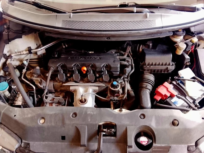 Honda Civic 1.8 спорт 142кс., снимка 6 - Автомобили и джипове - 53437003