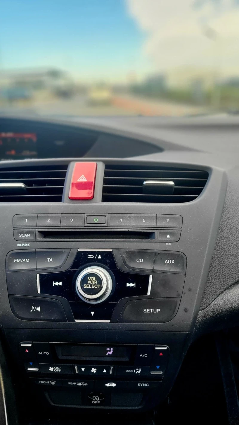 Honda Civic 1.8 спорт 142кс., снимка 13 - Автомобили и джипове - 53437003