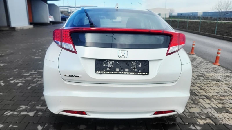 Honda Civic 1.8 спорт 142кс., снимка 2 - Автомобили и джипове - 53437003