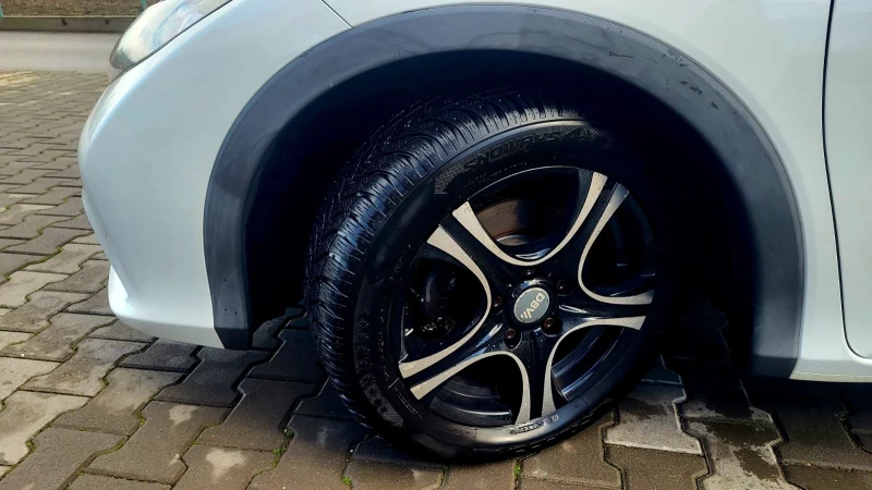 Honda Civic 1.8 спорт 142кс., снимка 12 - Автомобили и джипове - 53437003