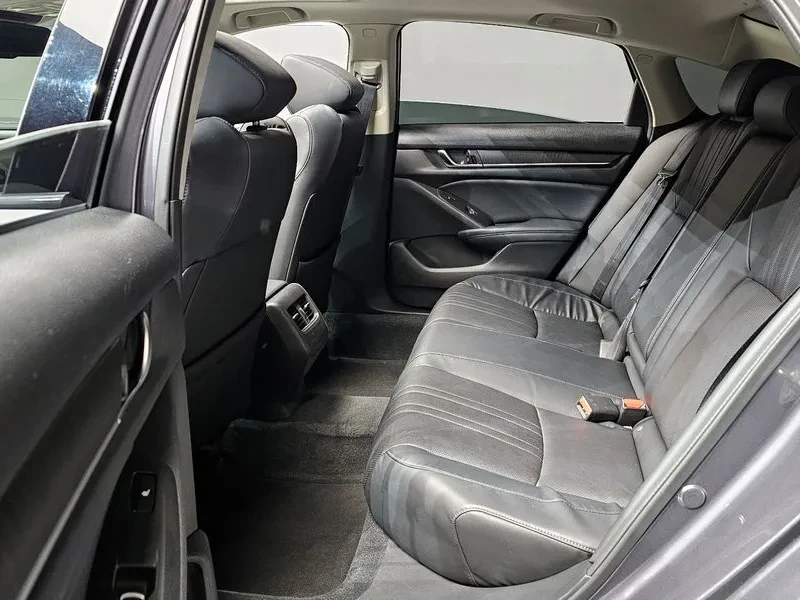 Honda Accord Generation 1.5 Turbo, снимка 12 - Автомобили и джипове - 55921586