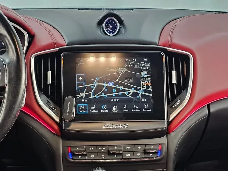 Maserati Ghibli 3.0D/�������/������ �����/������ ������ | Mobile.bg � ����������� 12