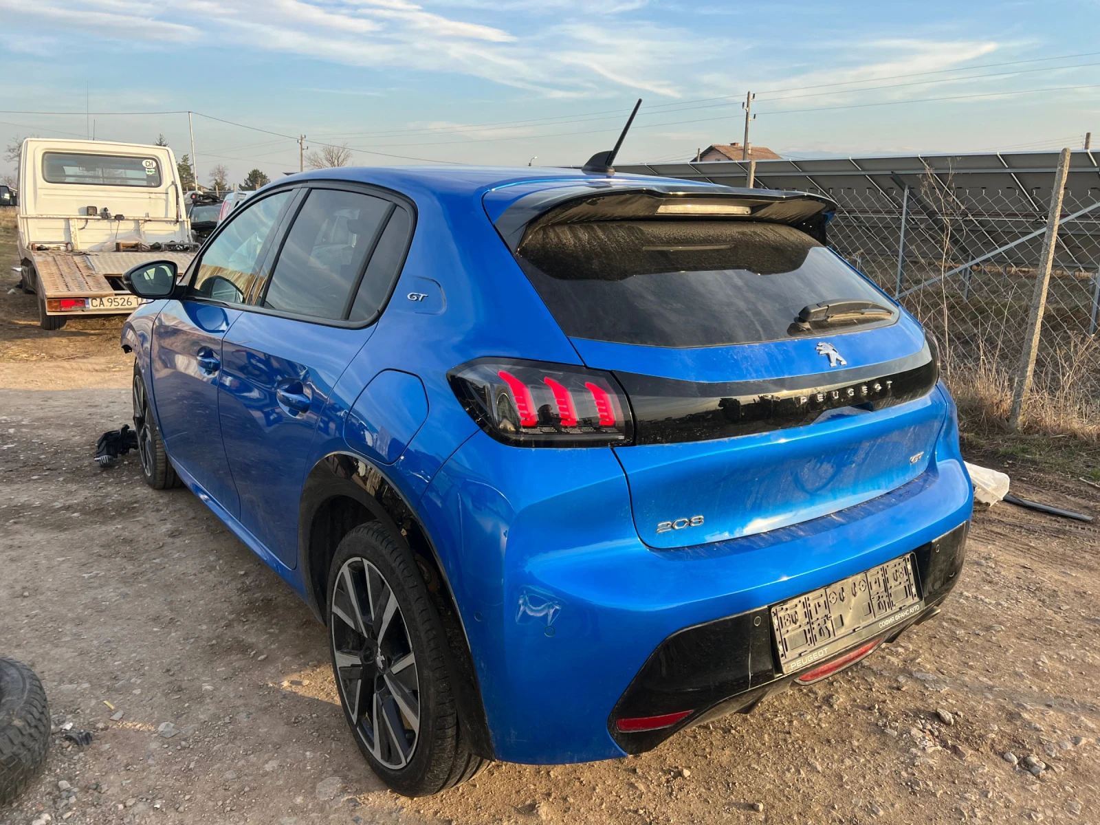 Peugeot 208 1.2 GT, снимка 1