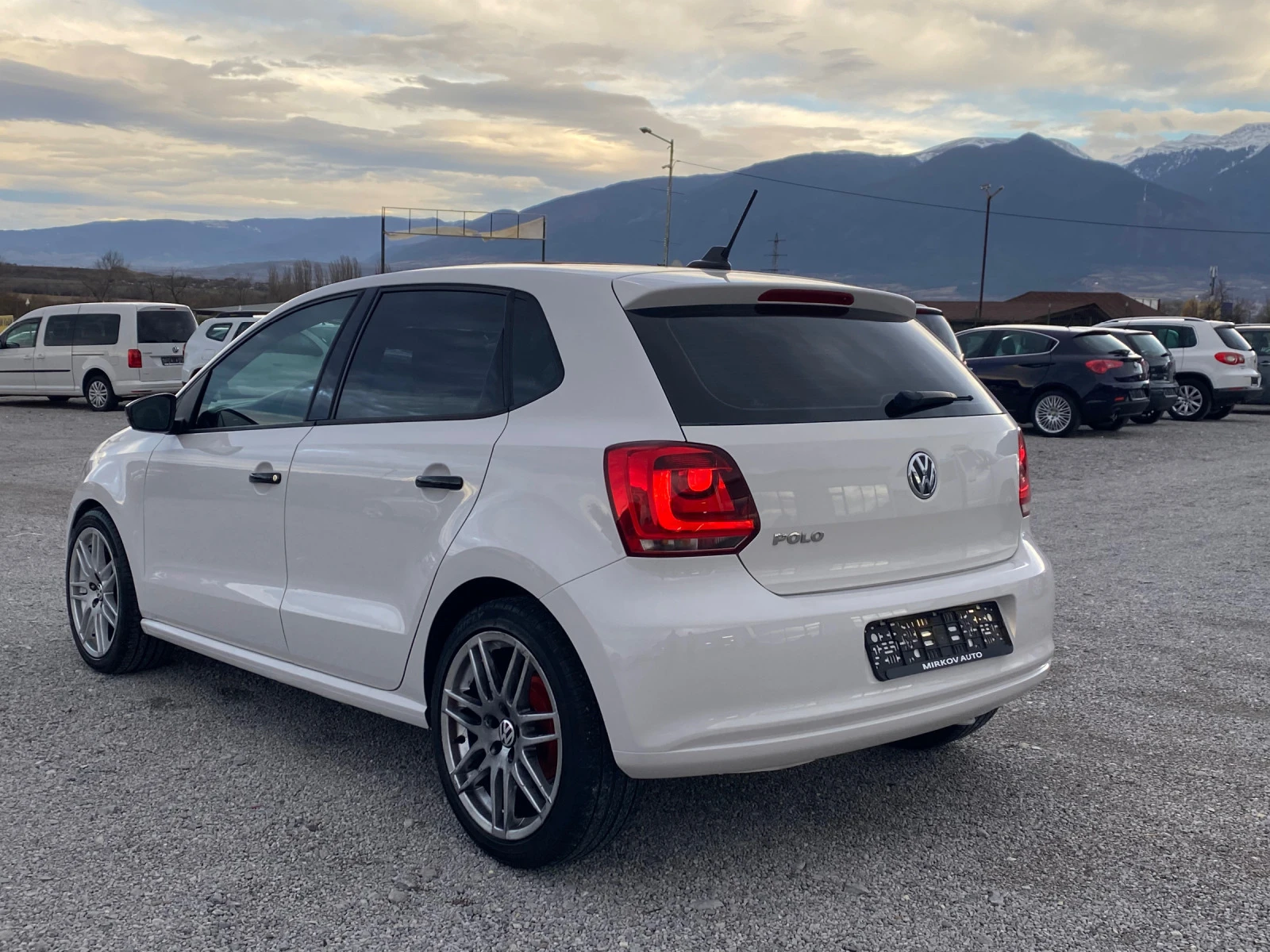 VW Polo 1.2 EURO 5 FULL-OPTIONAL TOP - изображение 4