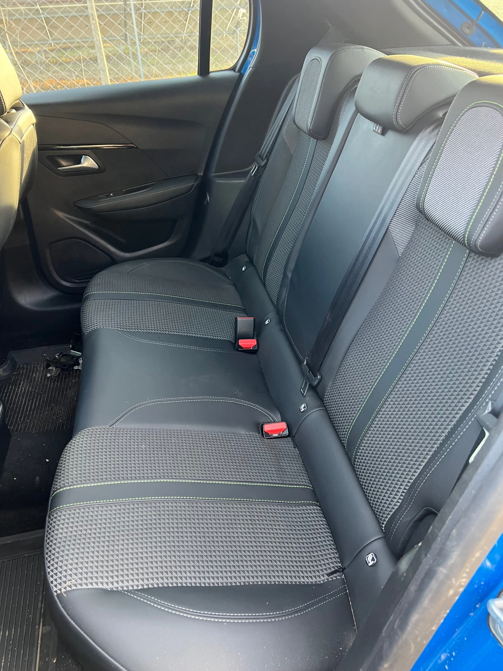 Peugeot 208 1.2 GT | Mobile.bg   14