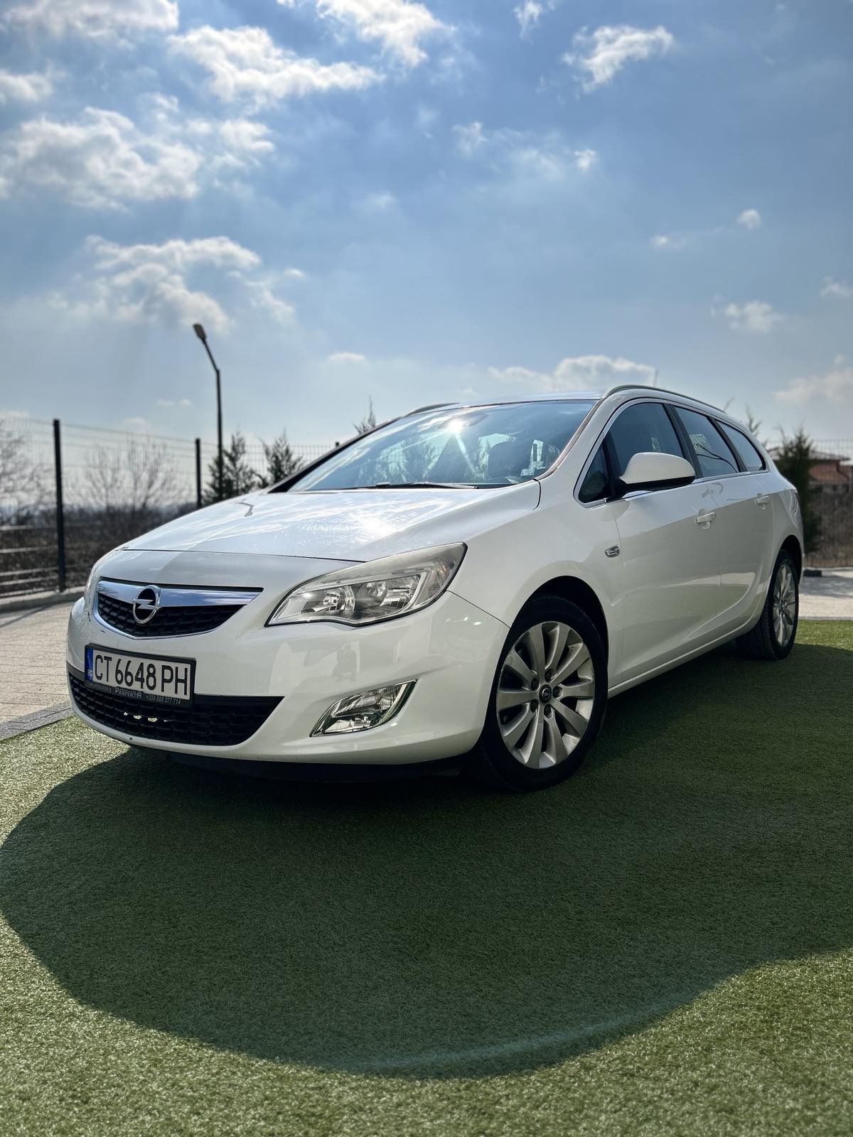 Opel Astra CDTI COSMO - изображение 1