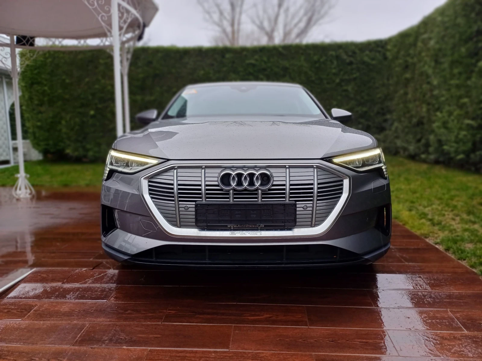 Audi E-Tron Quatro/ Pano/ Led/Hup/Kam - изображение 2