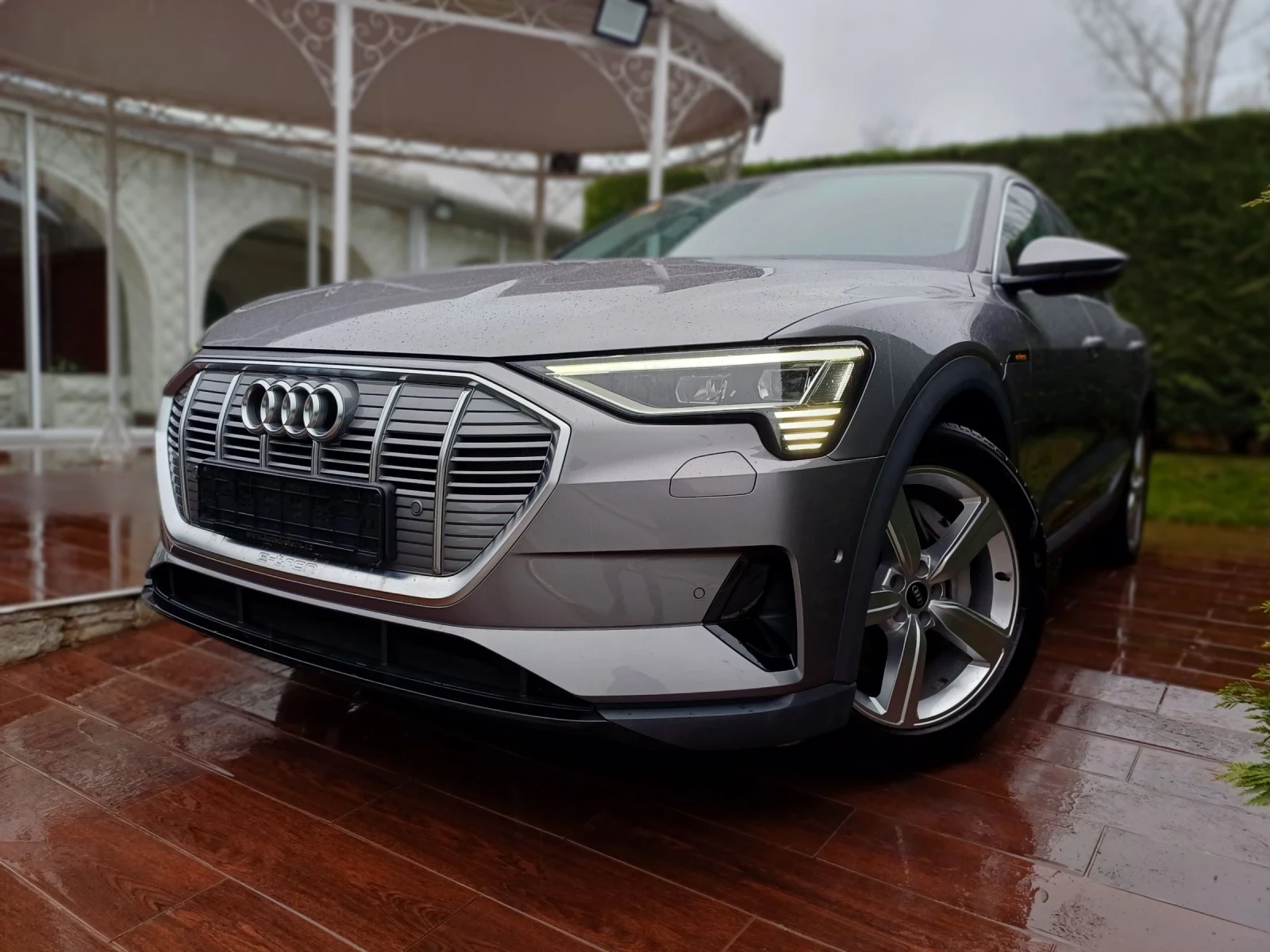 Audi E-Tron Quatro/ Pano/ Led/Hup/Kam - изображение 3