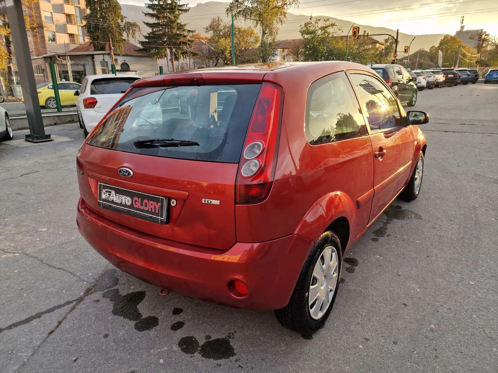 Ford Fiesta 1.4 DISEL - изображение 4