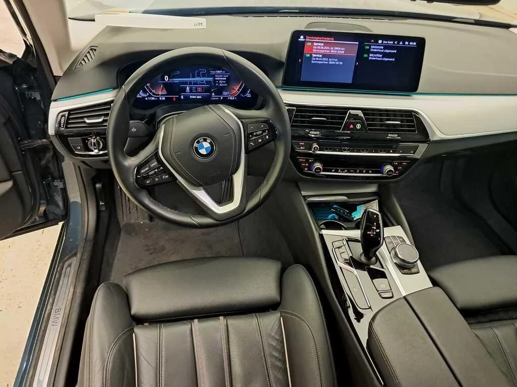 BMW 520 Фабрична гаранция до 2026, с опция за удължаване  - изображение 7