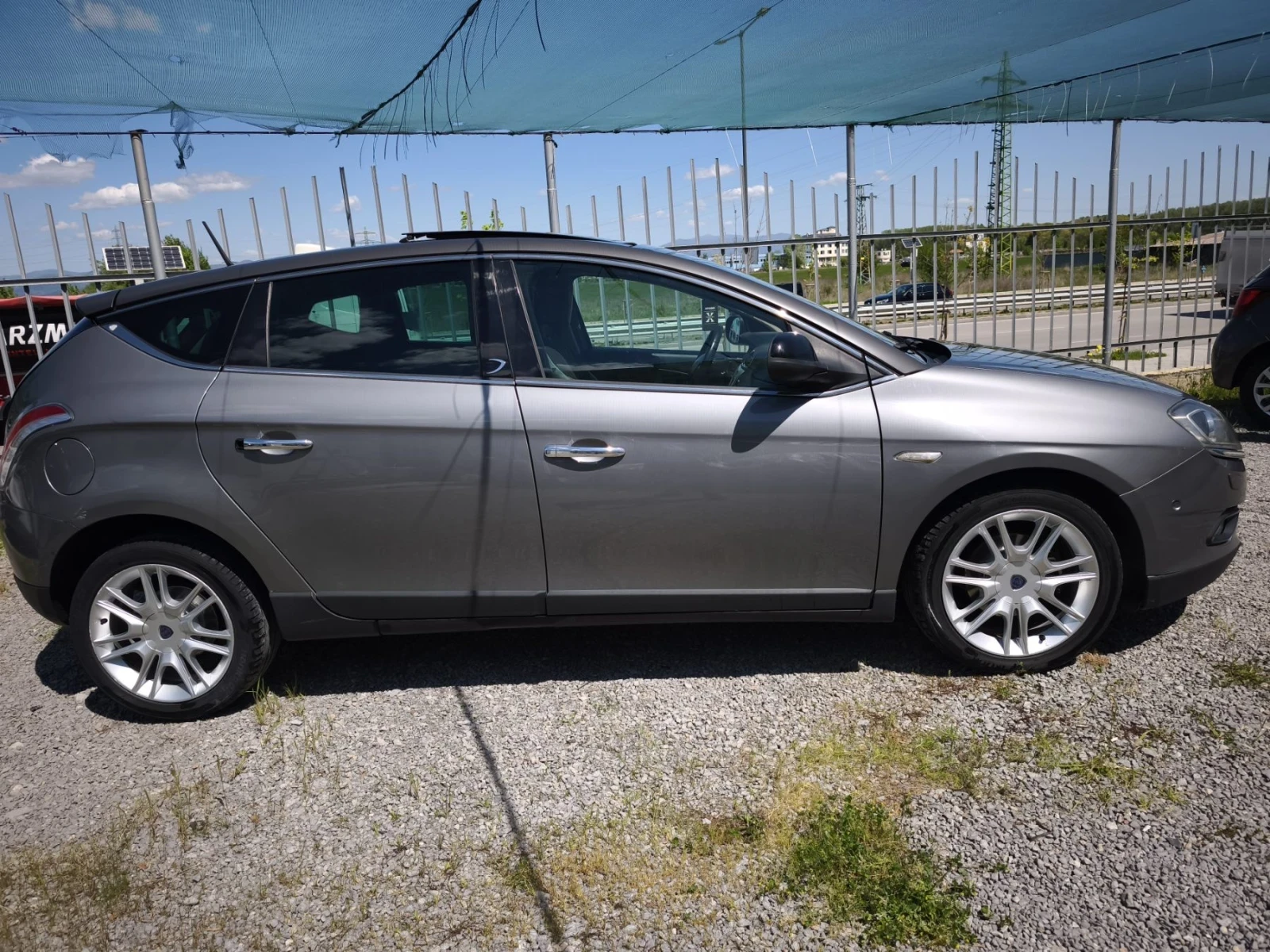 Lancia Delta 1.6m-jet-16v-120к.с Регистрирана! - изображение 4