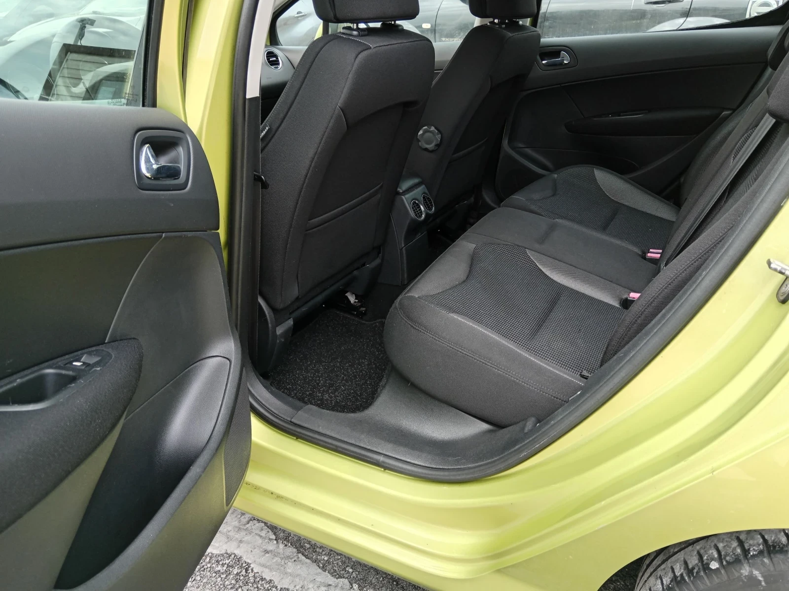 Peugeot 308 1.6i-120к.с.АВТОМАТИК - изображение 10