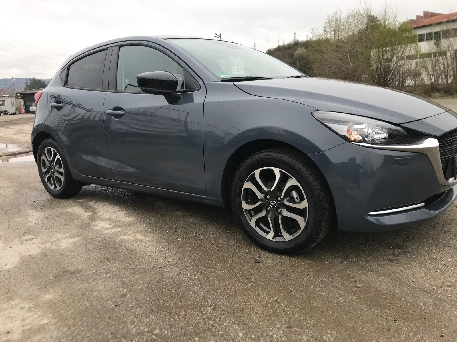 Mazda 2 1.5I HYBRID  - изображение 2