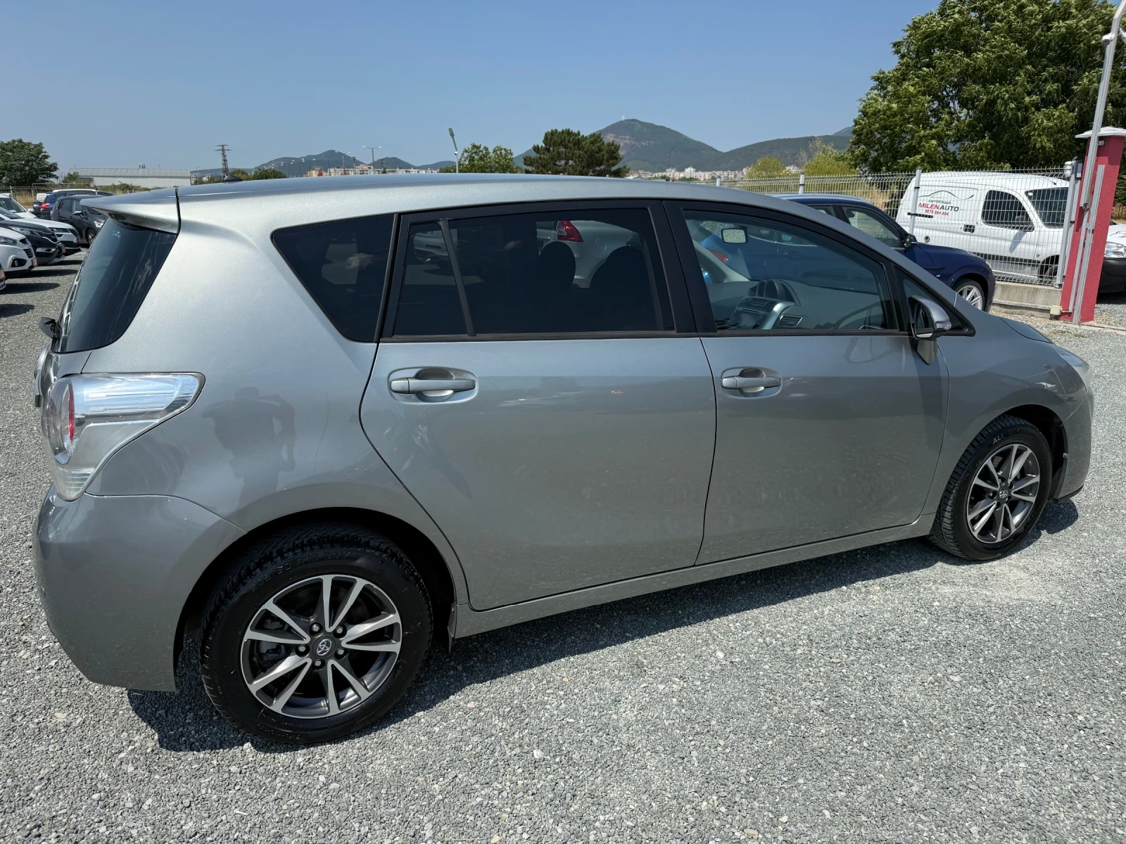 Toyota Verso (KATO НОВА)^(7-МЕСТА) - изображение 5