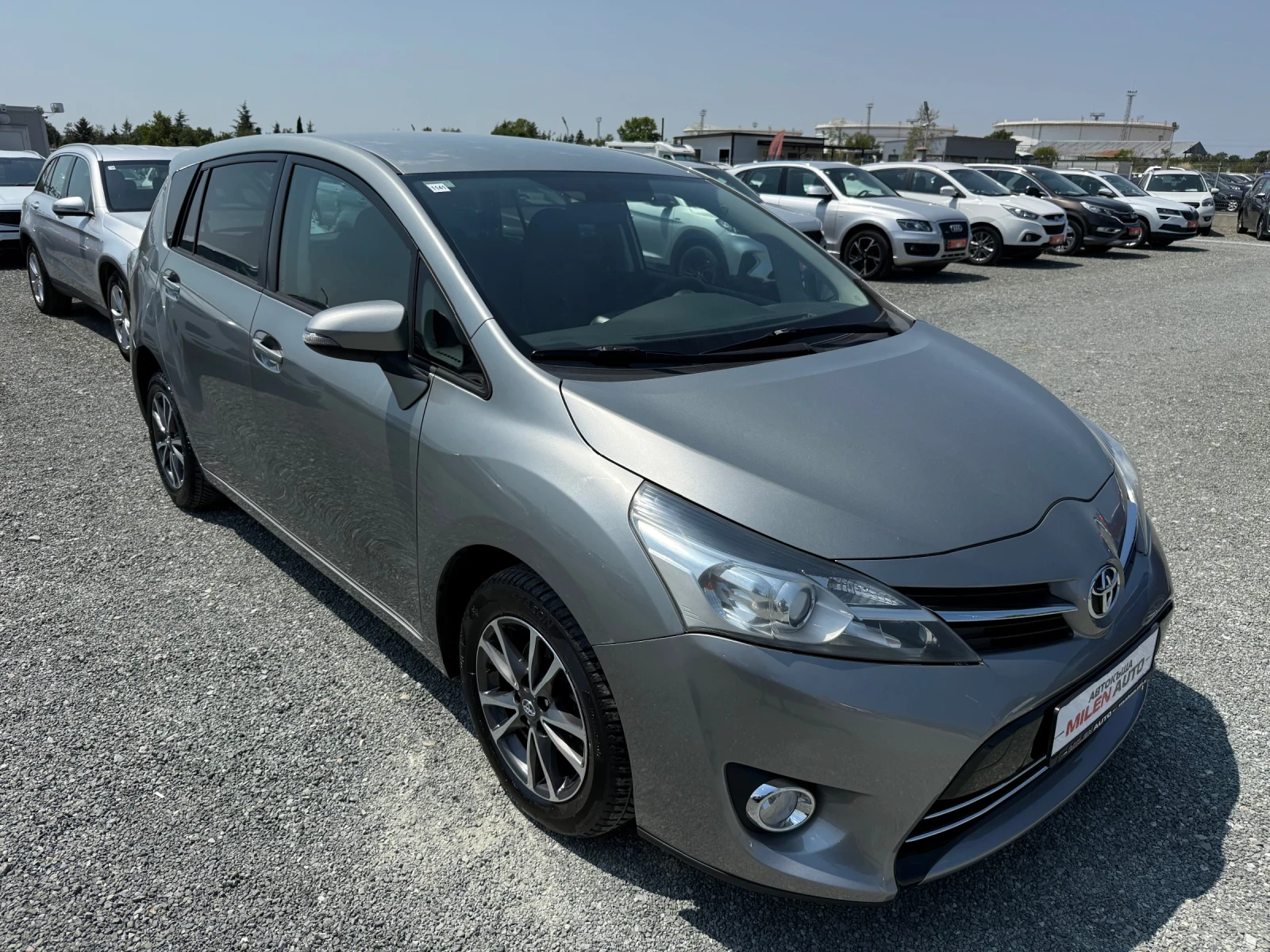 Toyota Verso (KATO НОВА)^(7-МЕСТА) - изображение 3
