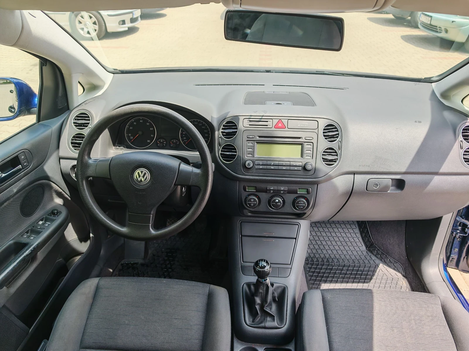 VW Golf Plus 1.4i 80 000km KLIMA  - изображение 7