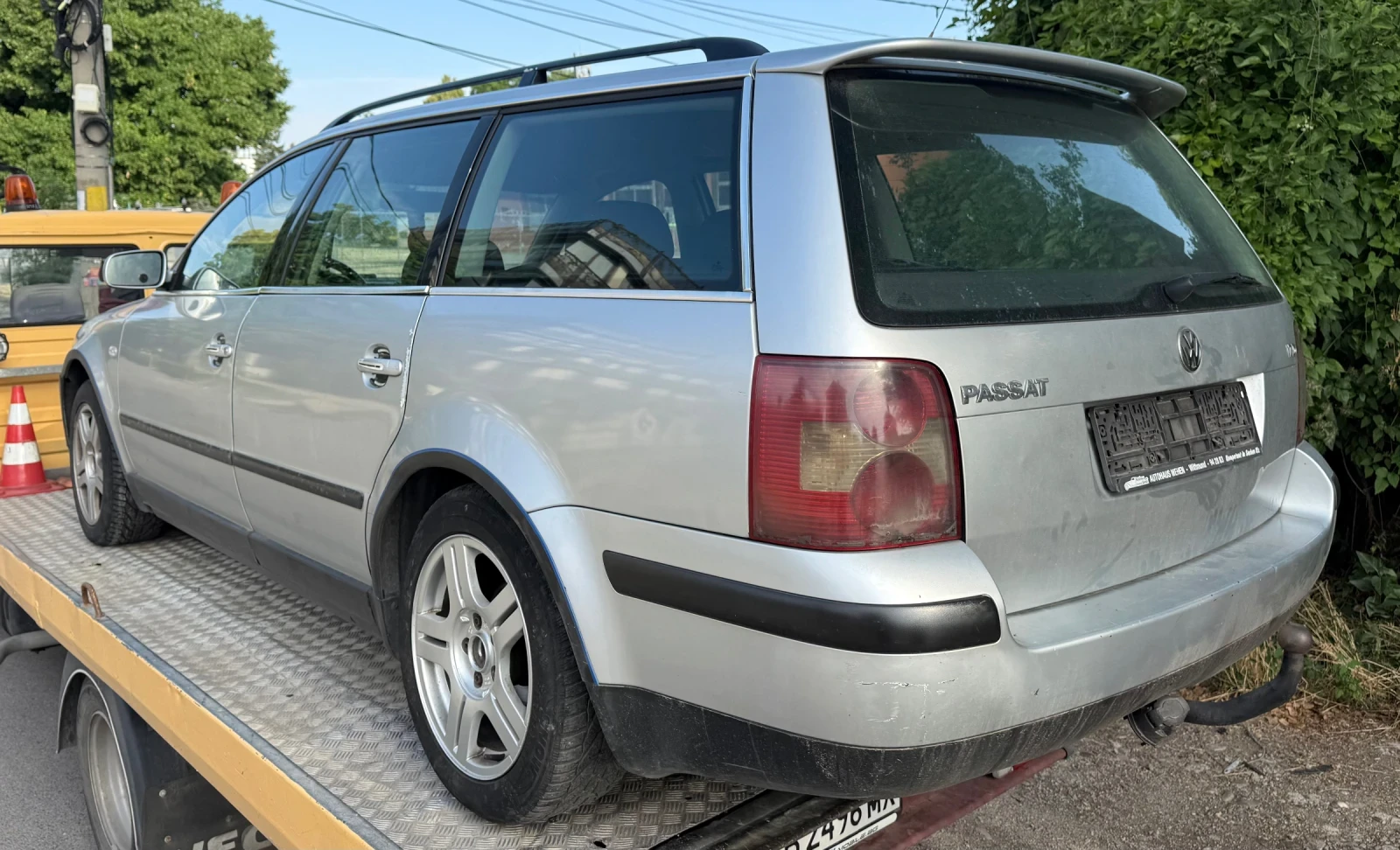 VW Passat 1.9 TDi 131kc 6ck - ЦЯЛ ЗА ЧАСТИ!! - изображение 6