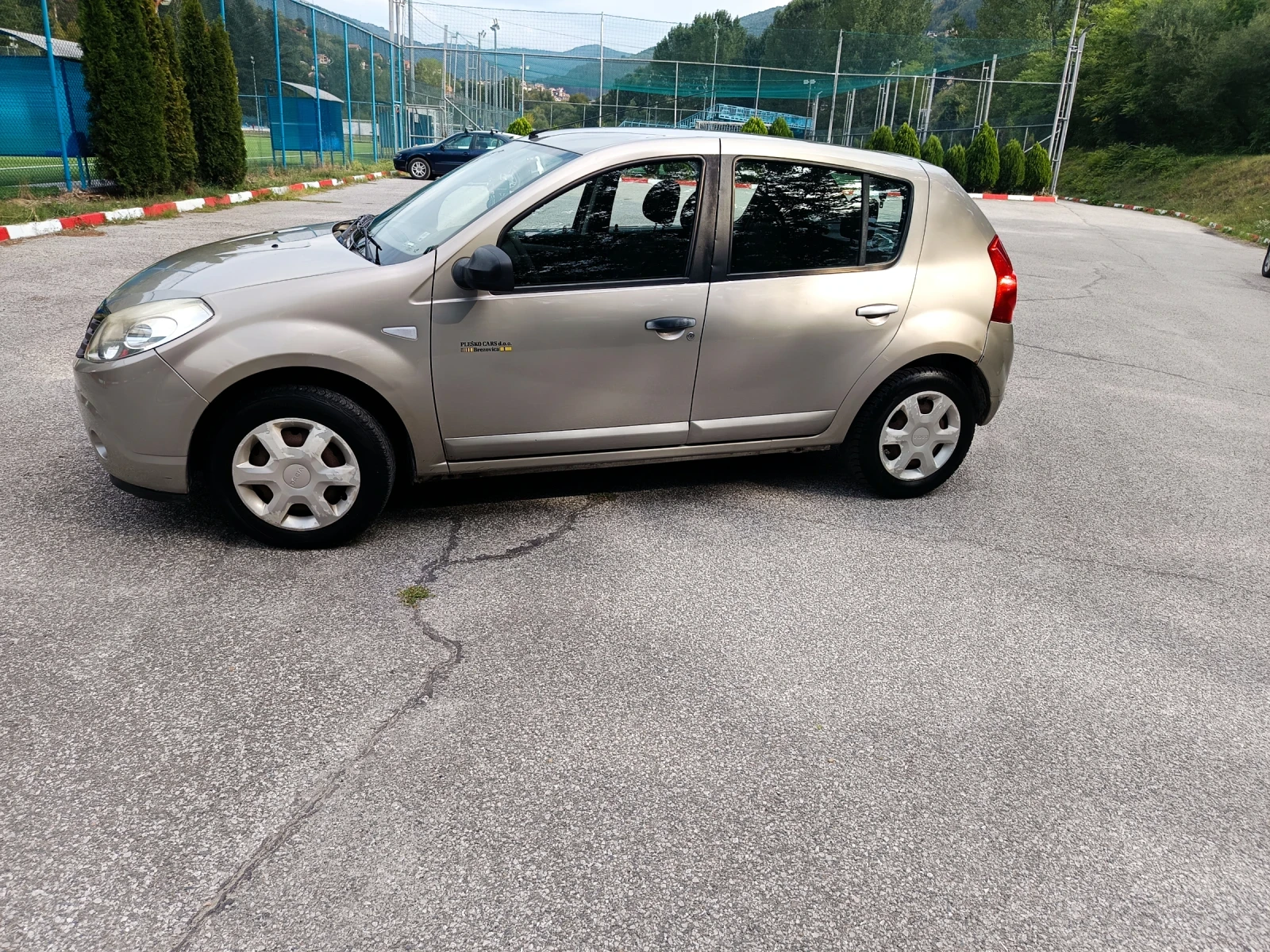 Dacia Sandero 1, 4 16v , с чисто нов газов инжекцион  - изображение 3