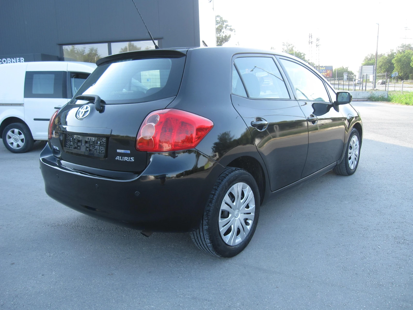 Toyota Auris 1, 6 vvt-i - изображение 4