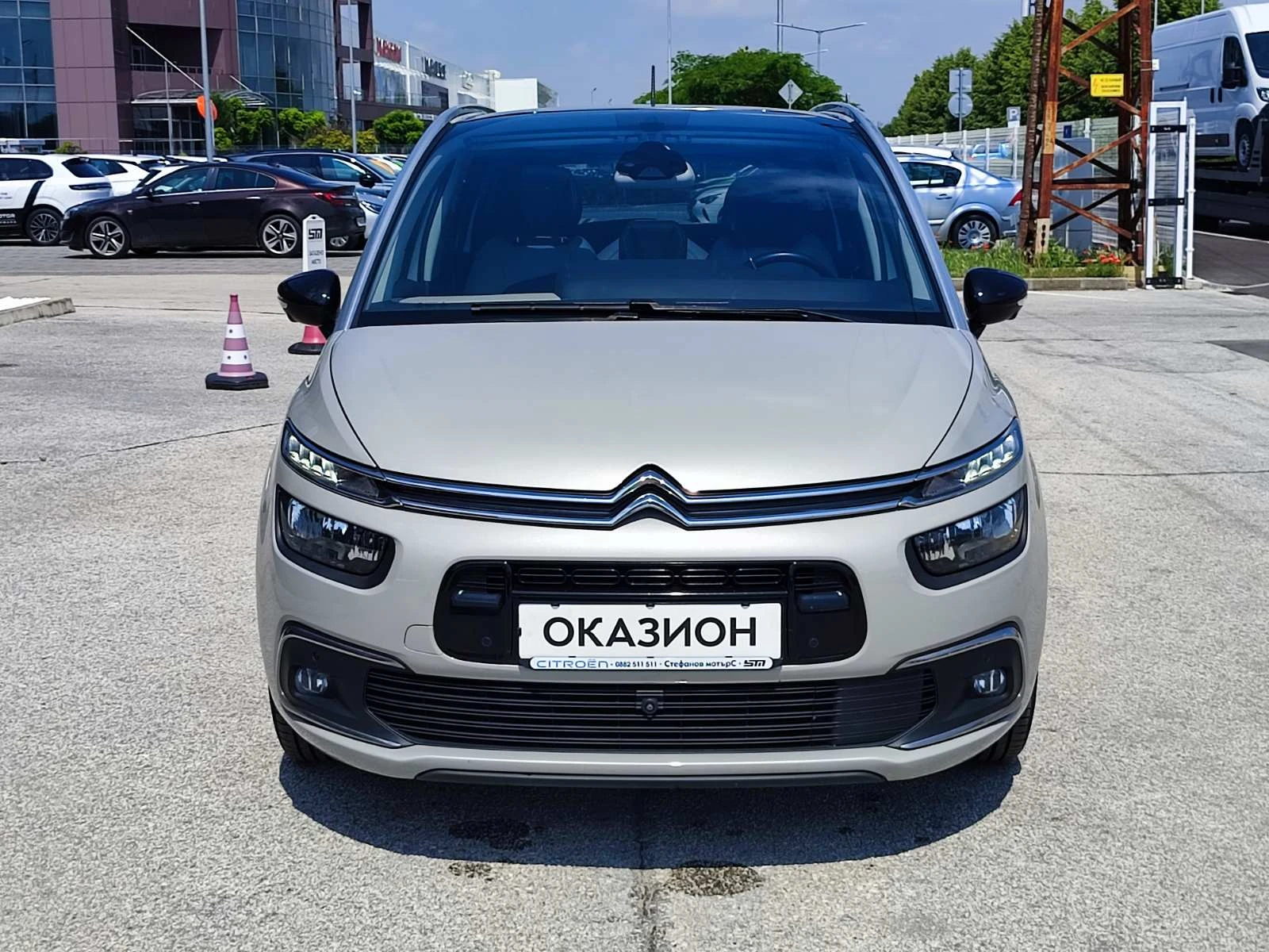 Citroen C4 Grand Spacetourer Shine 1.5 Diesel (130hp) AT8, снимка 2 - Автомобили и джипове - 52400803