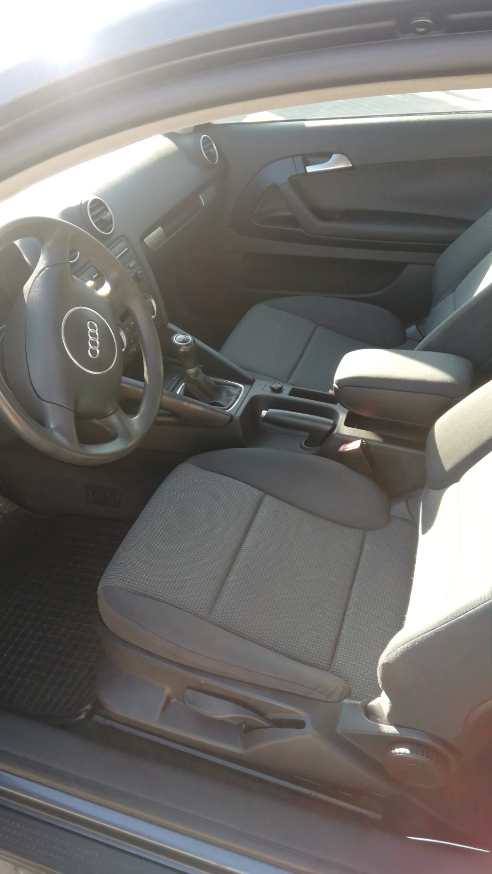 Audi A3 1.6 СПЕШНО (1-ви собственик в България) - изображение 7