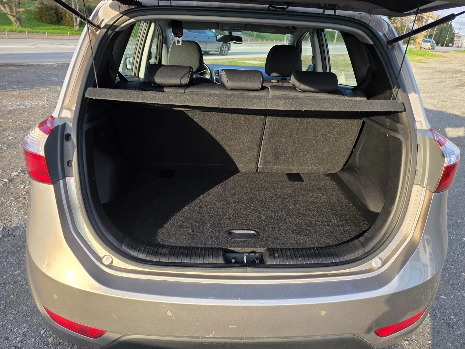 Hyundai Ix20 1.6 D EURO 6B  | Mobile.bg   14