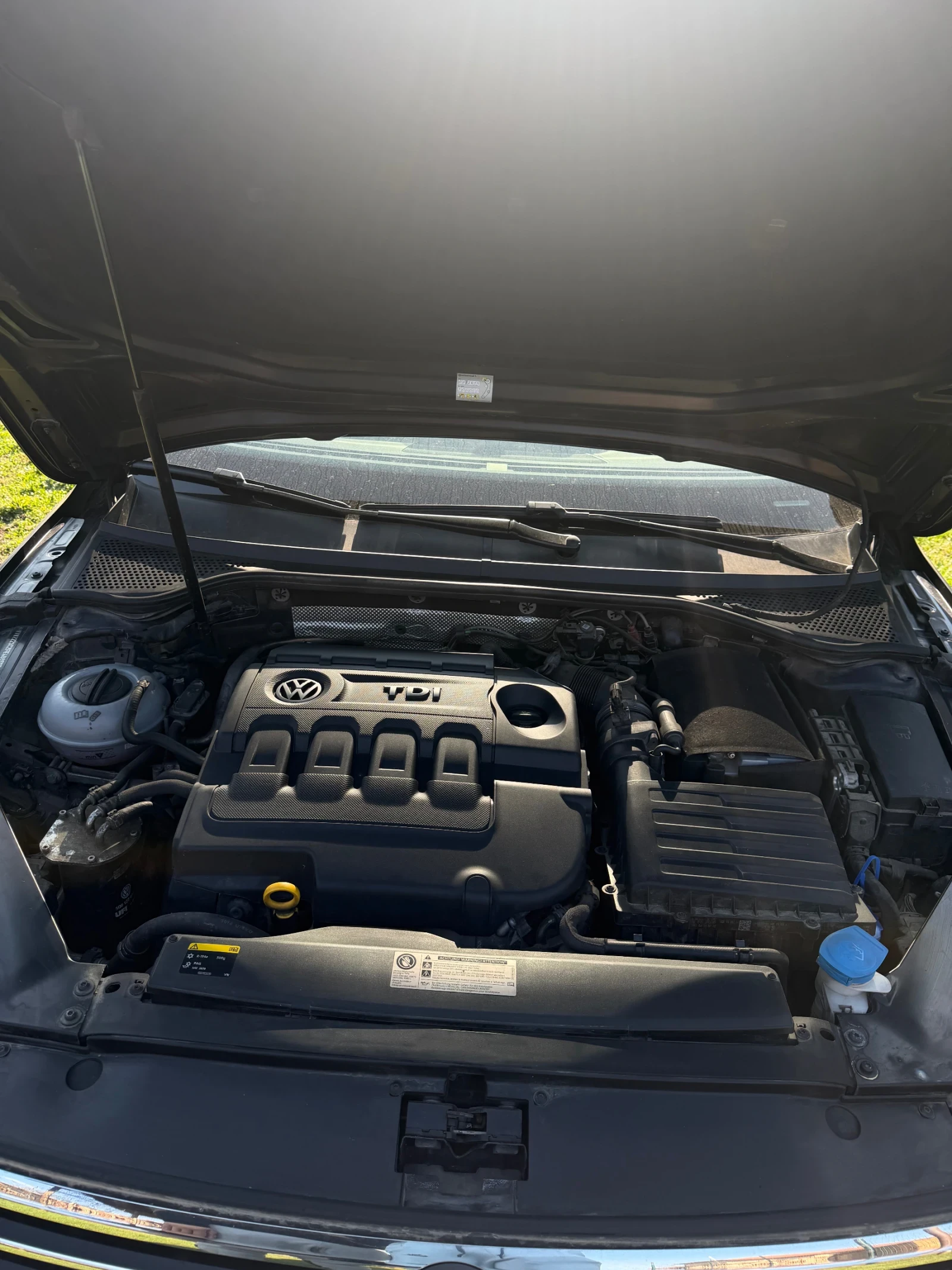 VW Passat, снимка 12 - Автомобили и джипове - 53748026