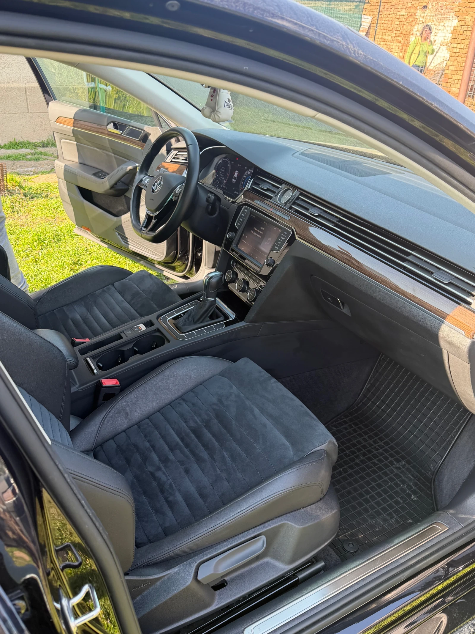 VW Passat, снимка 5 - Автомобили и джипове - 53748026