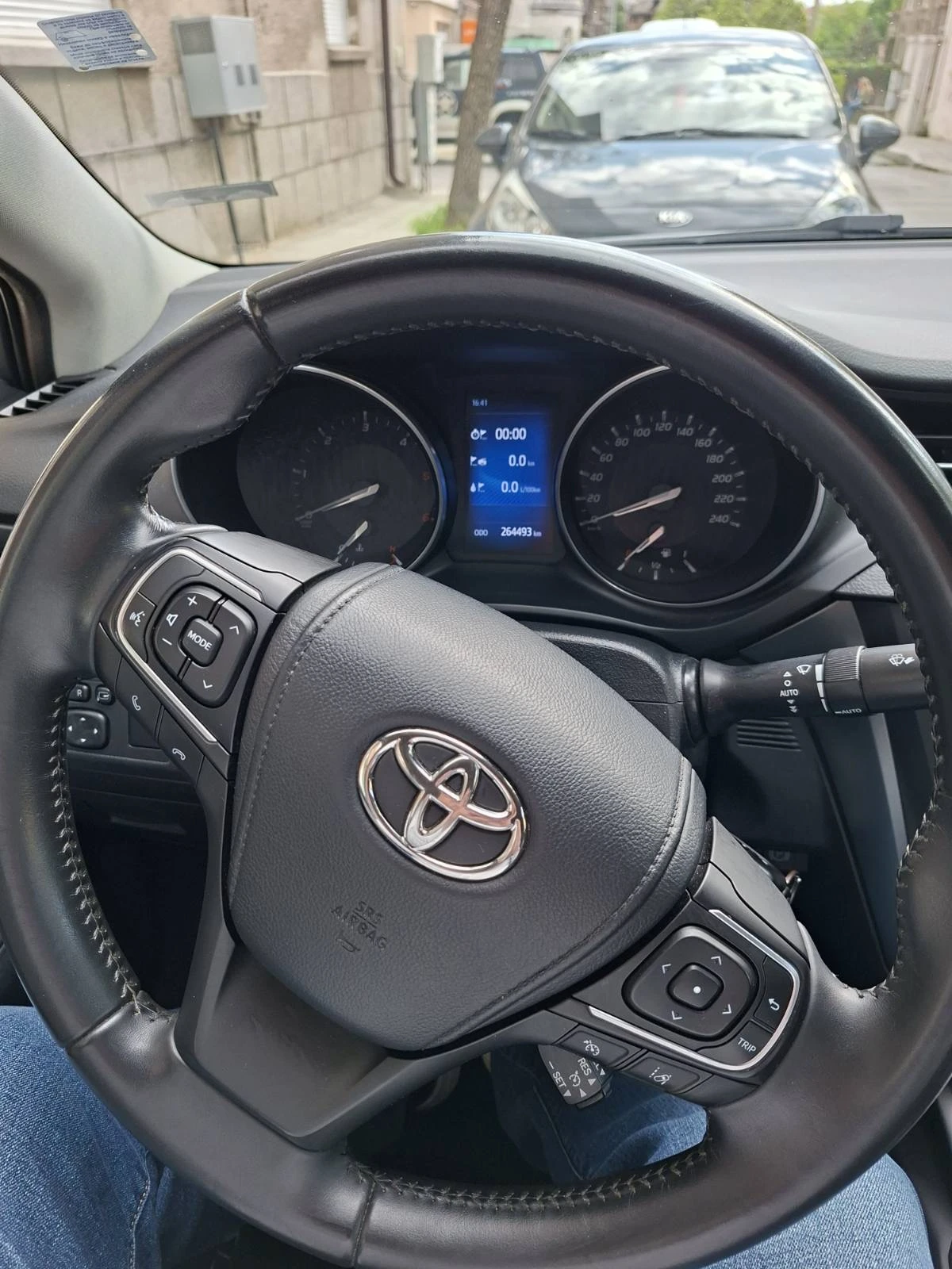 Toyota Avensis, снимка 6 - Автомобили и джипове - 54417054
