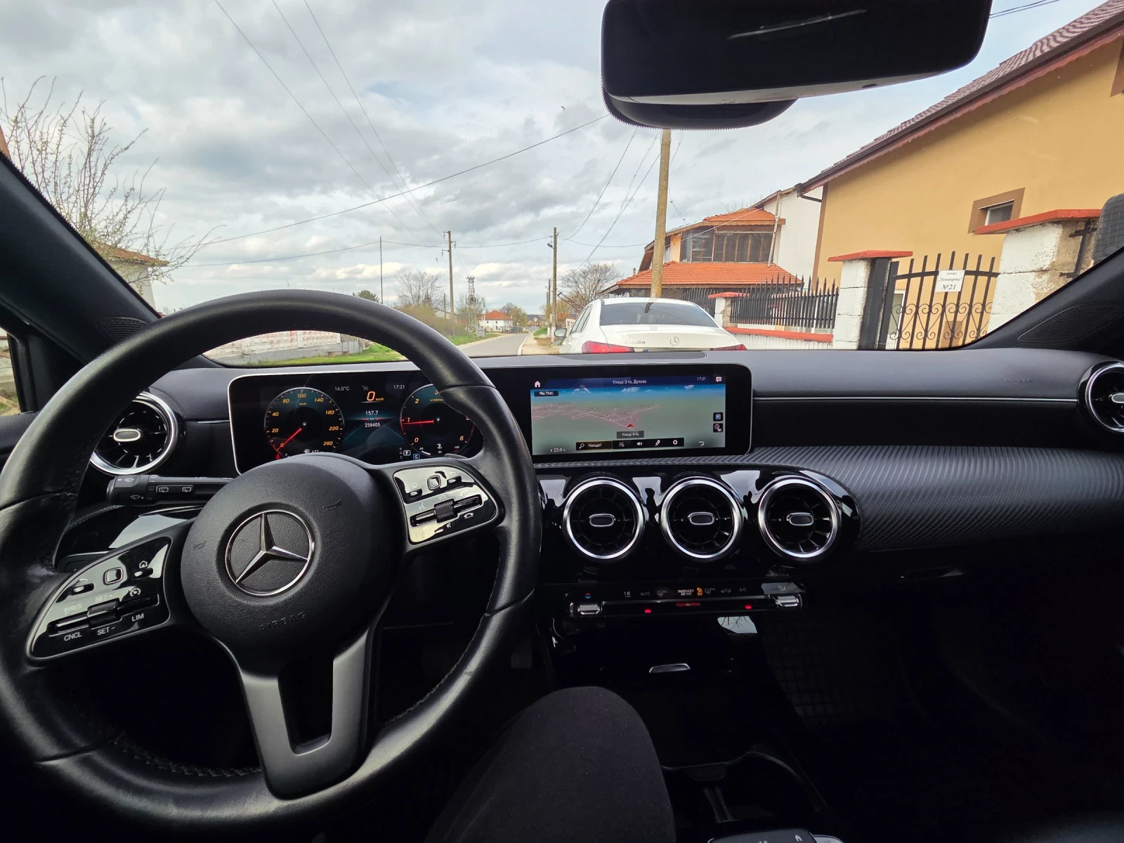 Mercedes-Benz A 180, снимка 8 - Автомобили и джипове - 54183915