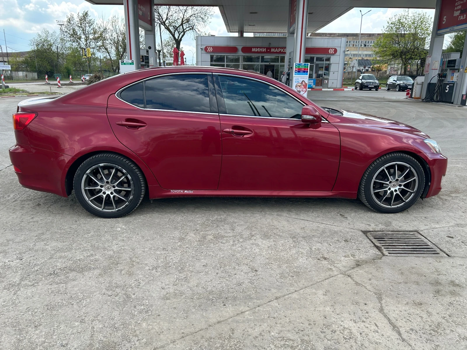 Lexus IS 220d | Mobile.bg � ����������� 4
