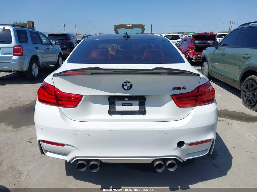 BMW M4 2019 BMW M4, снимка 8 - Автомобили и джипове - 54385297