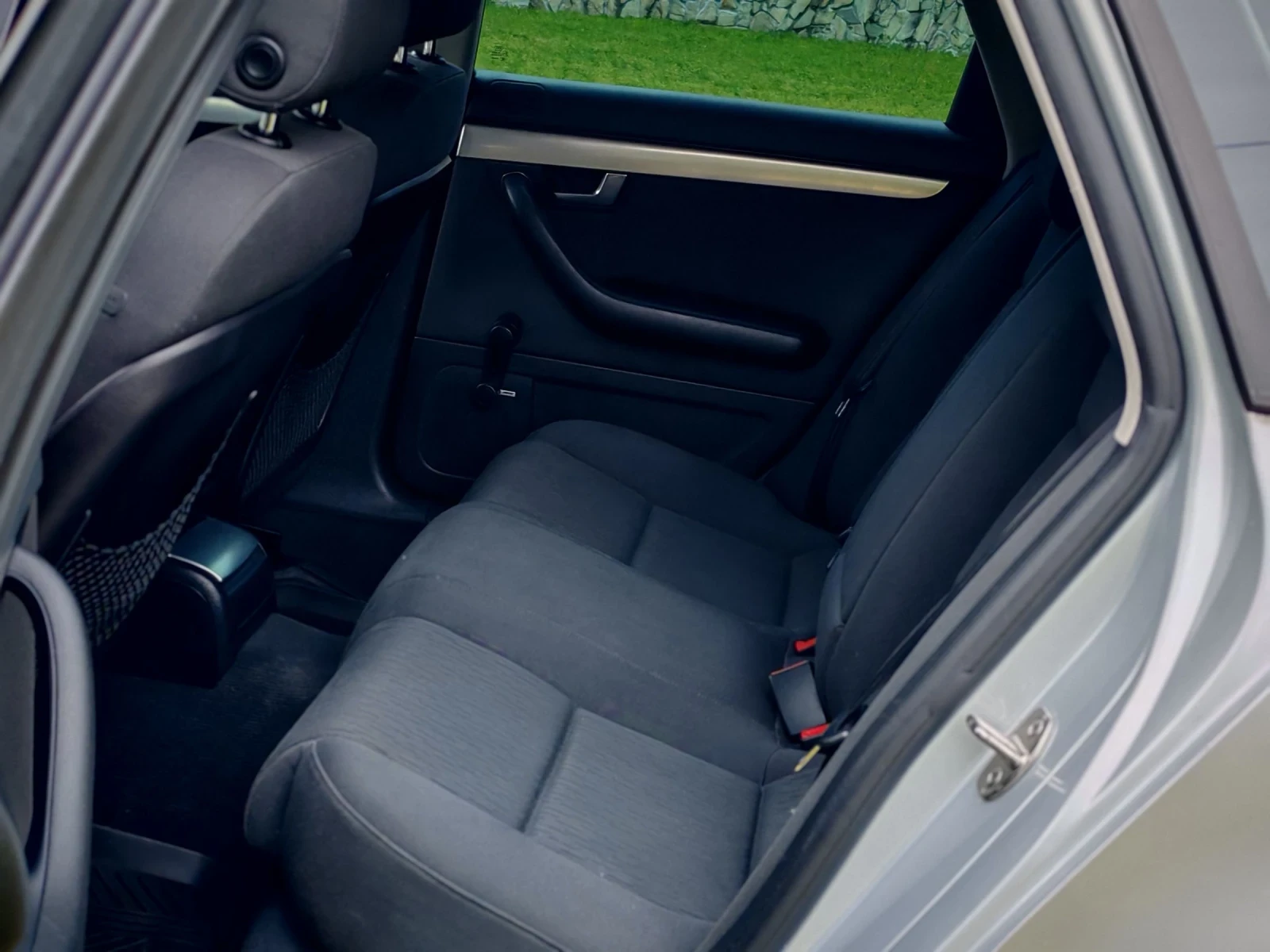 Audi A4 2.0TDI(140)* 6-СКОРОСТИ* BI-XENON* AVANT* , снимка 14 - Автомобили и джипове - 54511923