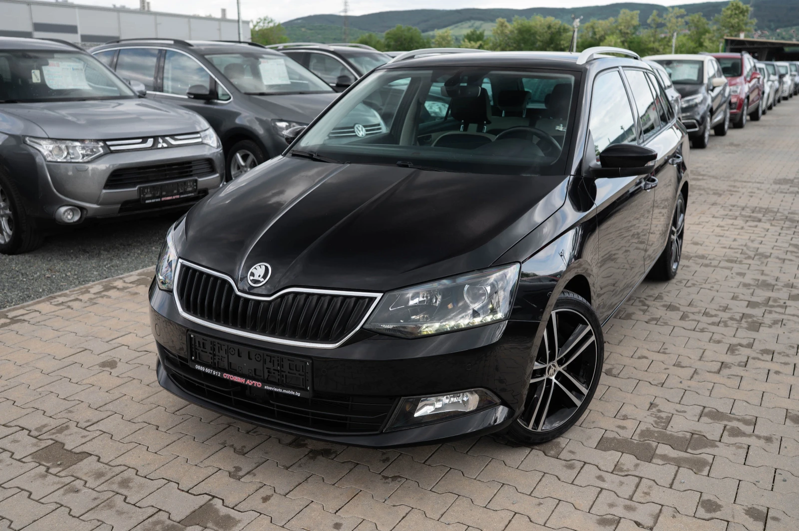 Skoda Fabia 110кс* бензин* ВсичкиЕкстри, снимка 3 - Автомобили и джипове - 54620360