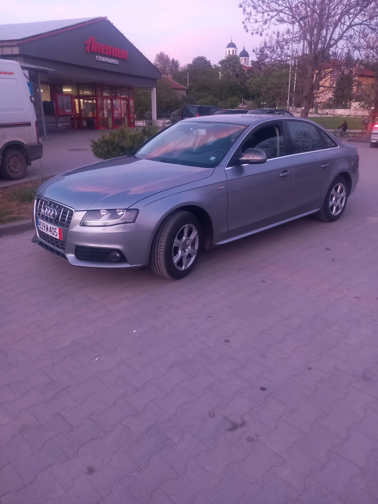 Audi A4, снимка 2 - Автомобили и джипове - 54668429