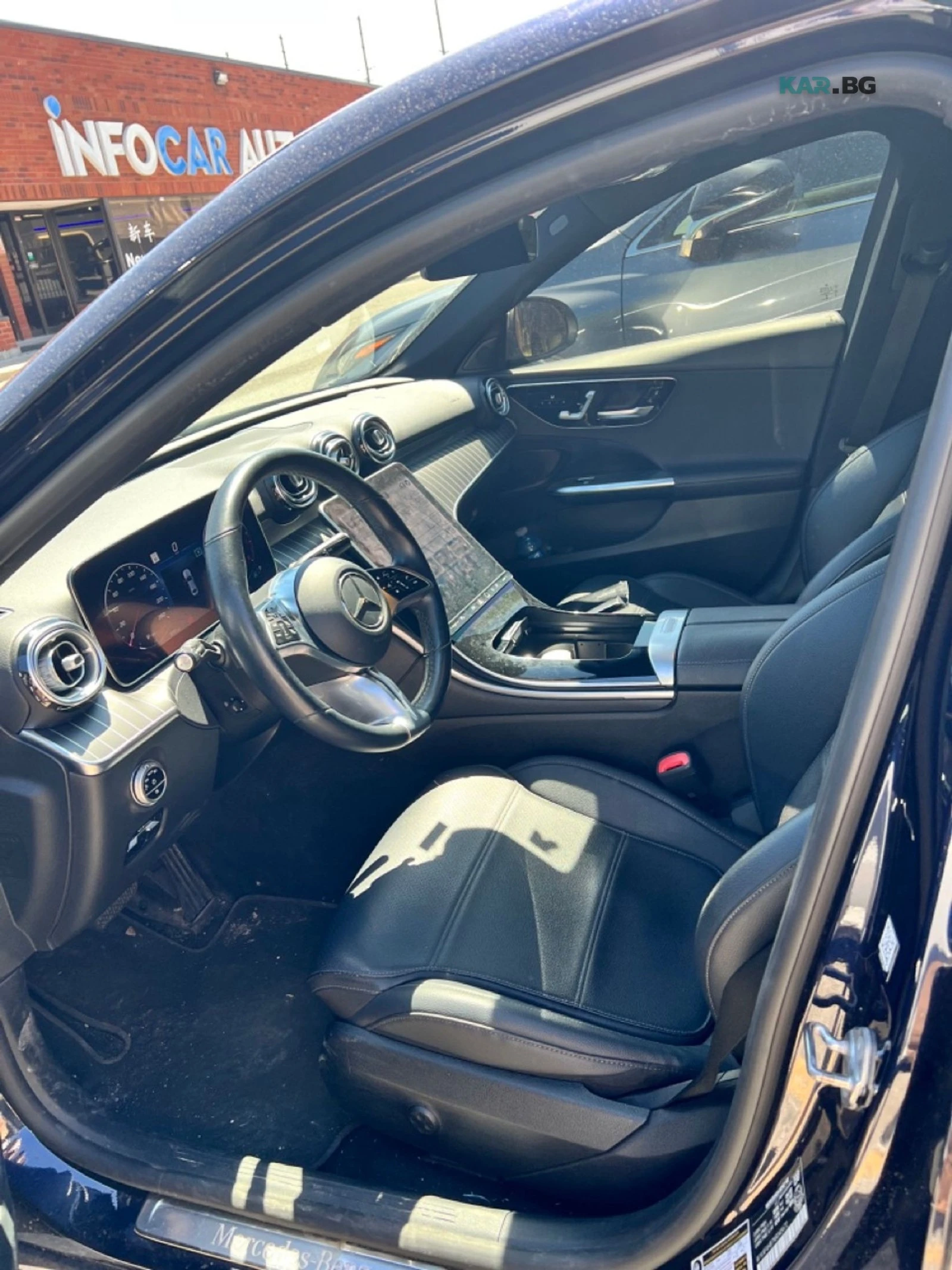 Mercedes-Benz C 300 4MATIC АВТОКРЕДИТ ЦЕНА ДО БЪЛГАРИЯ, снимка 7 - Автомобили и джипове - 54750102
