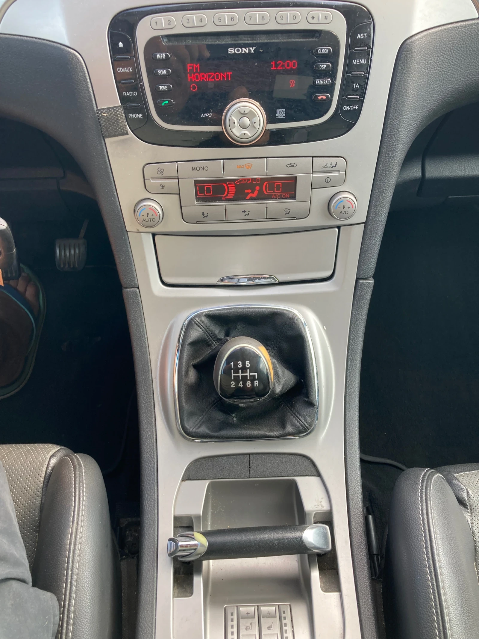 Ford Galaxy 2.2 d, снимка 7 - Автомобили и джипове - 55141681