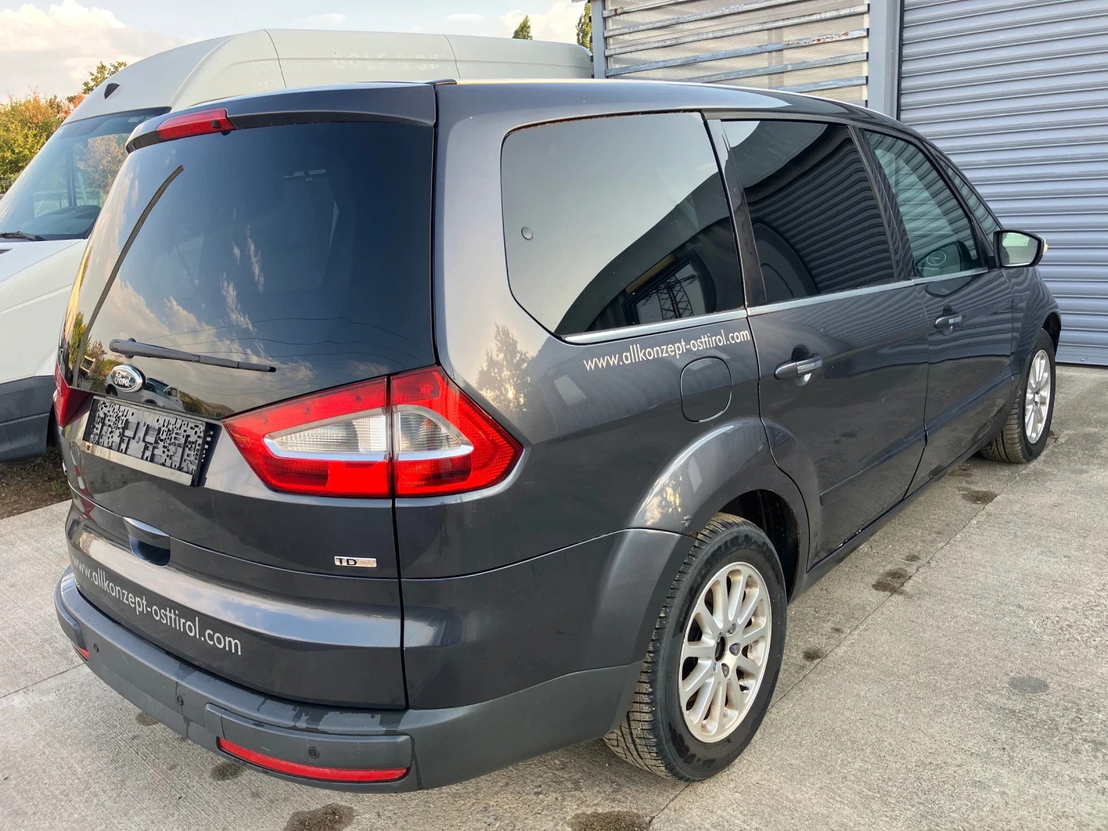 Ford Galaxy 2.2 d | Mobile.bg � ����������� 10