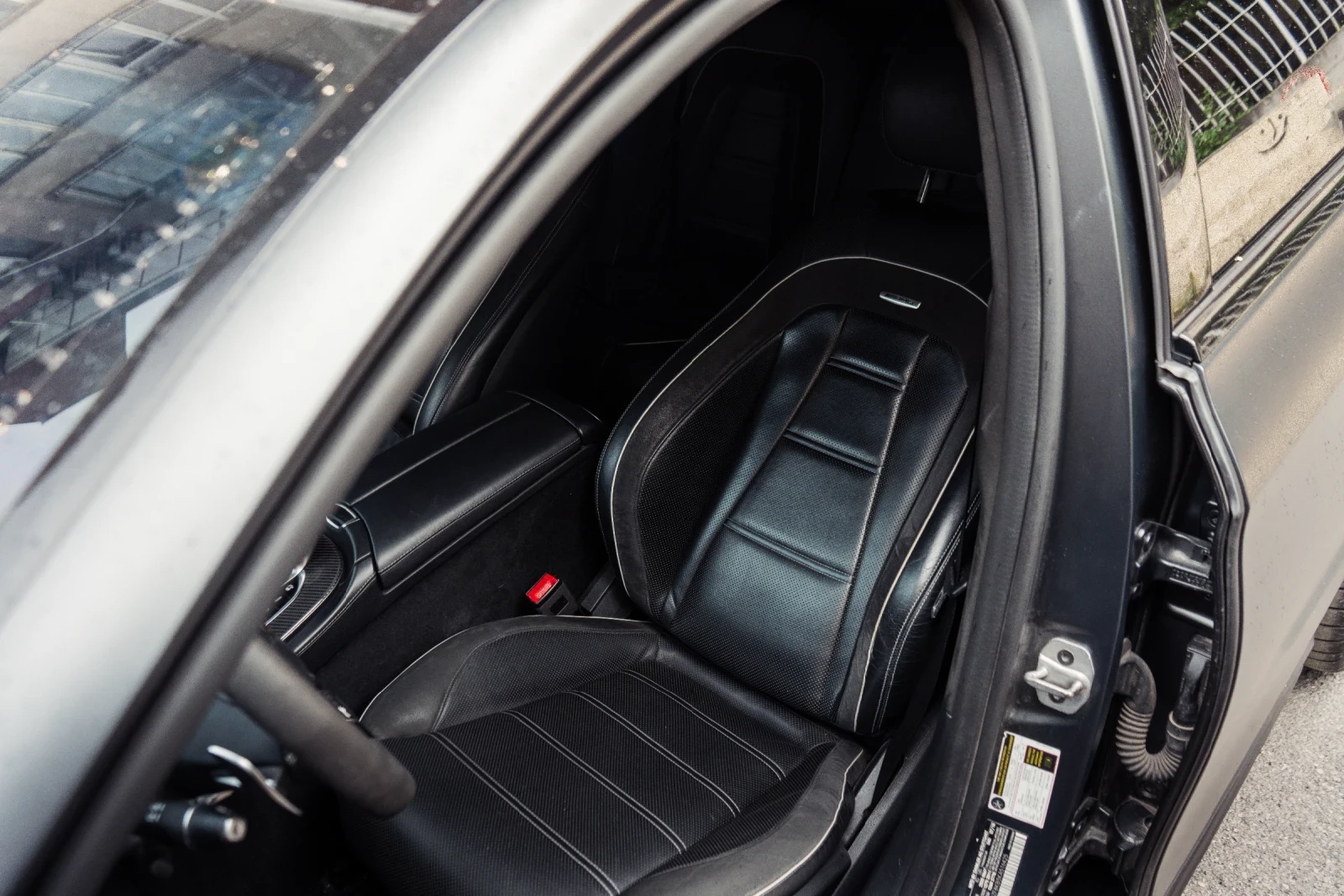 Mercedes-Benz E 63 AMG FULL/PERFORMANCE/ГАРАНЦИЯ/Carbon/Alcantara, снимка 7 - Автомобили и джипове - 55213320