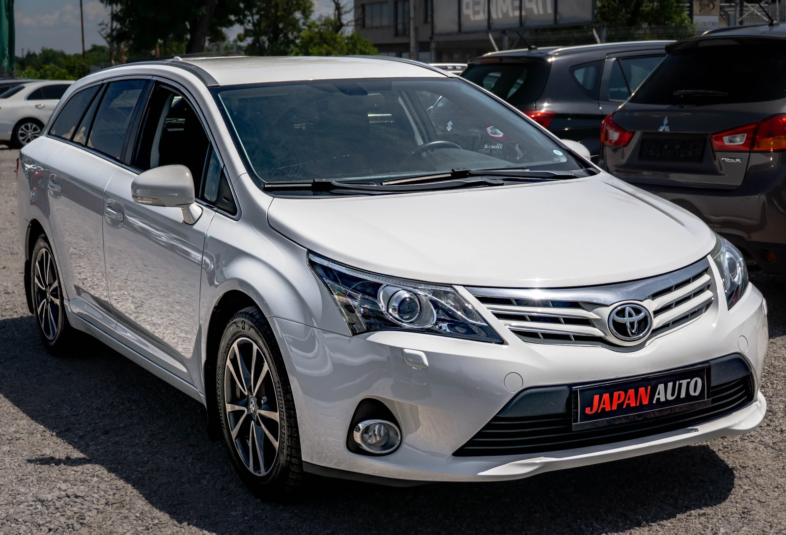 Toyota Avensis 1.8 бензин 147к.с. Face! ТОП! С ГАРАНЦИЯ! , снимка 3 - Автомобили и джипове - 55298491