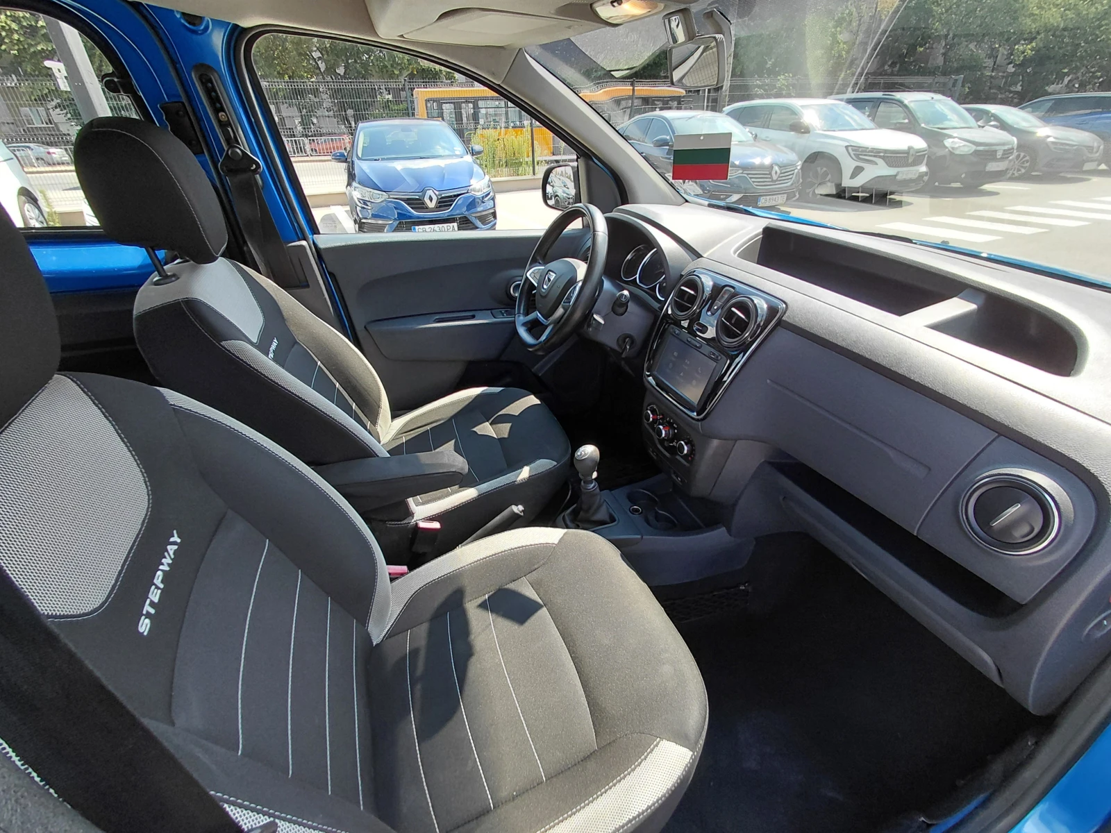 Dacia Dokker 1.5 dCi/95к.с/Stepway, снимка 13 - Автомобили и джипове - 55616043